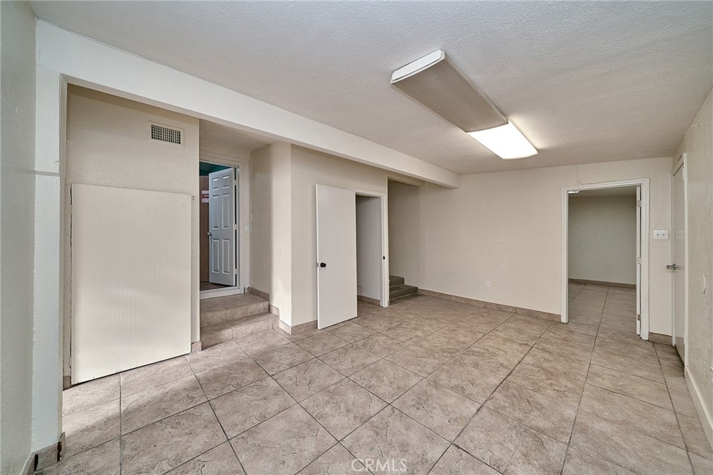 5430 Arlington Avenue Property Photo 20