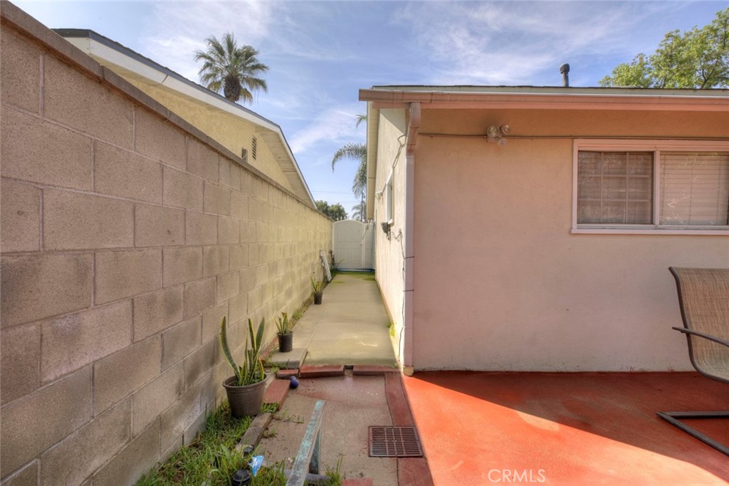 1029 E Galatea Property Photo 13