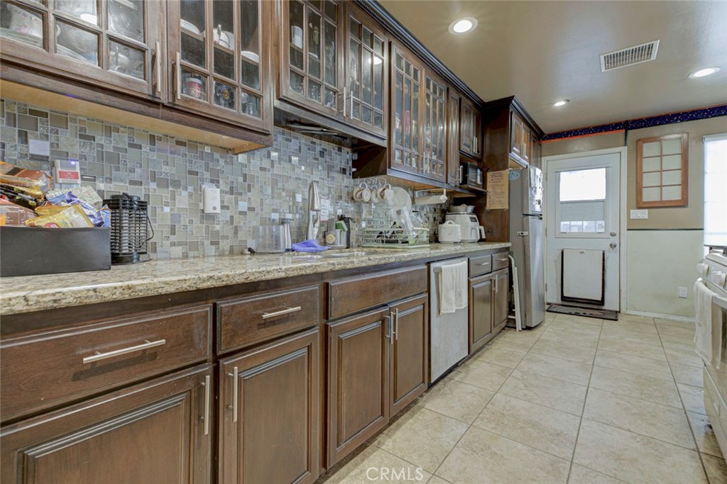 1029 E Galatea Property Photo 20