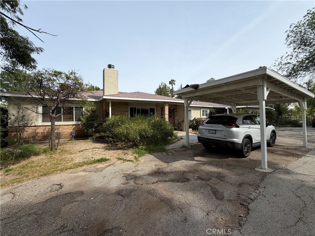 5456 Vanalden Property Photo 3