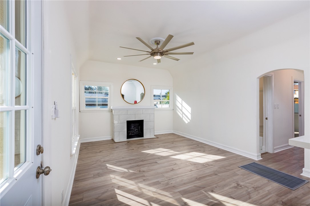 333 S 1st Property Photo 29