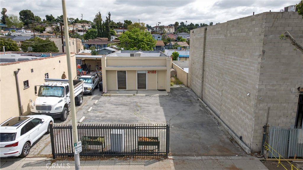 4160 Verdugo Road Property Photo 3