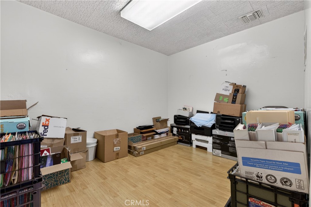 4160 Verdugo Road Property Photo 25