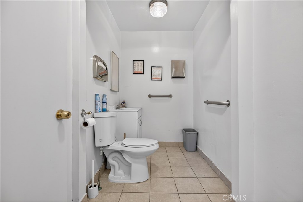 4160 Verdugo Road Property Photo 34