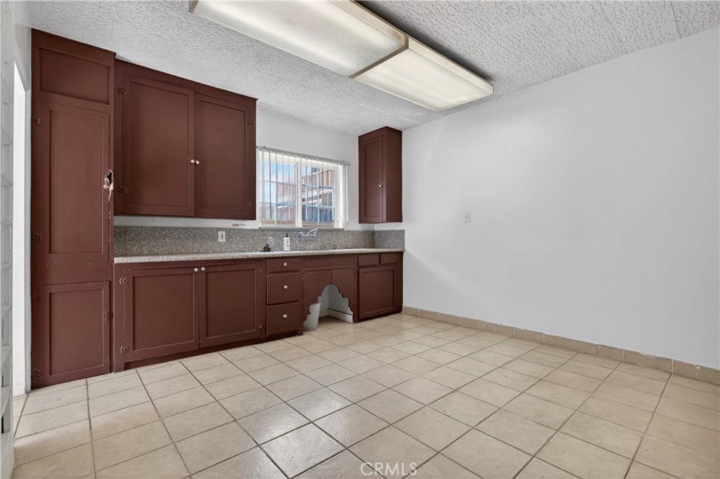 4160 Verdugo Road Property Photo 35