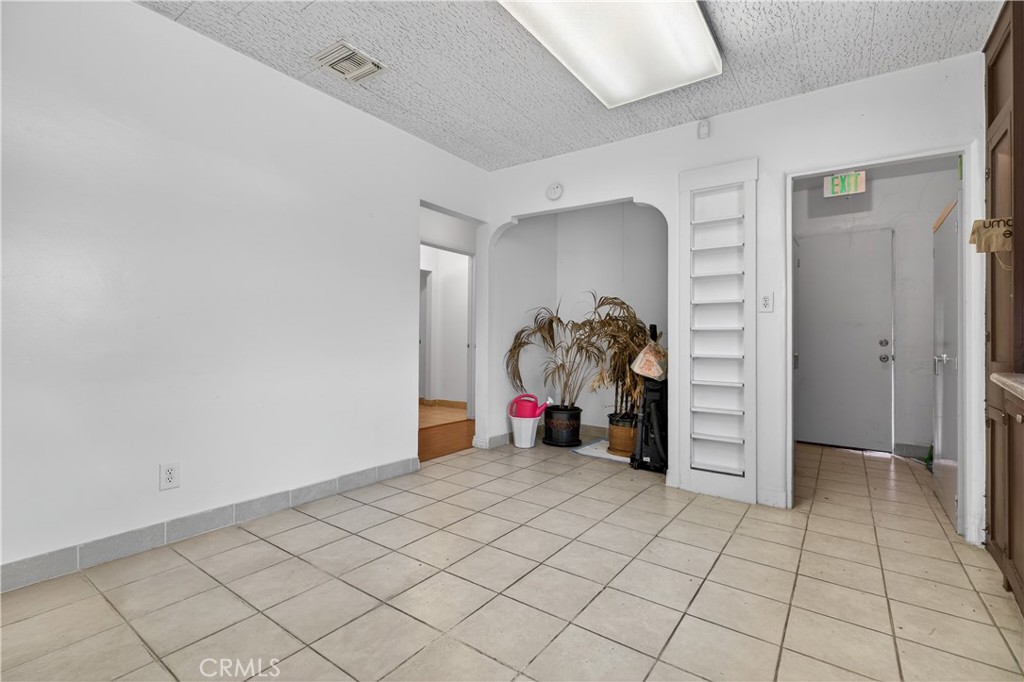 4160 Verdugo Road Property Photo 37