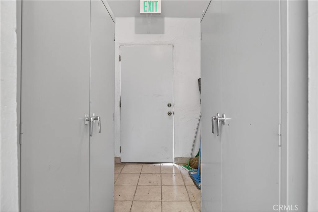 4160 Verdugo Road Property Photo 38