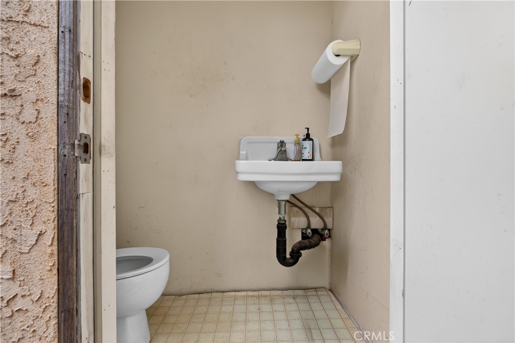 4160 Verdugo Road Property Photo 42