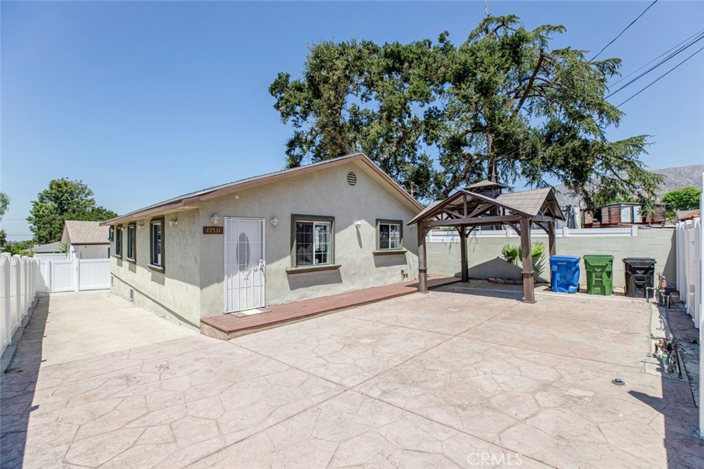 10531 Greenburn Avenue Property Photo 4