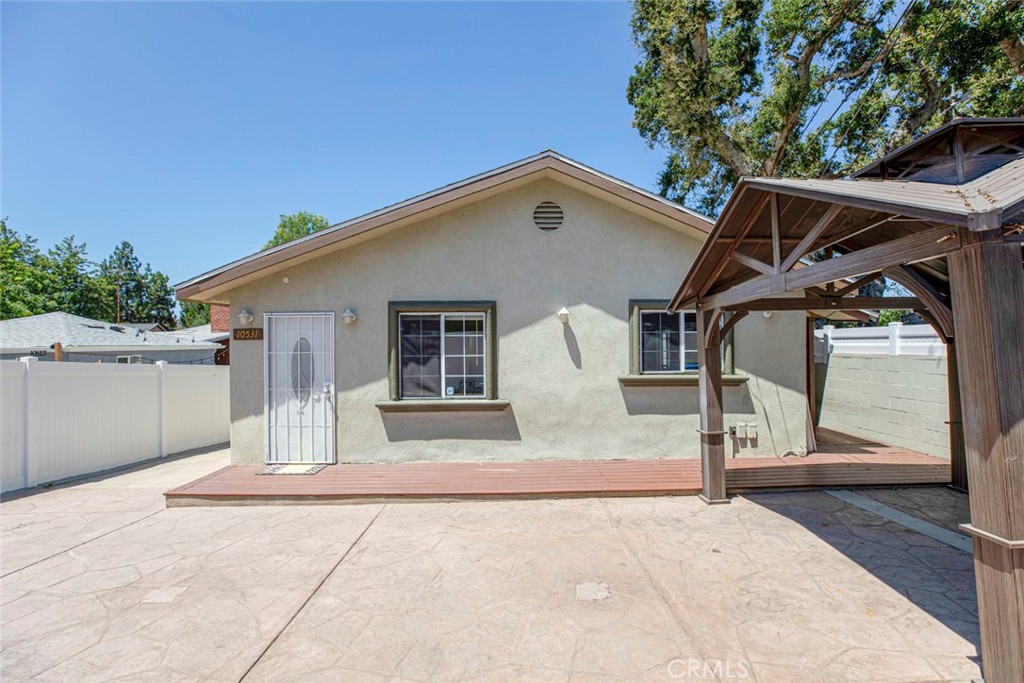 10531 Greenburn Avenue Property Photo 7
