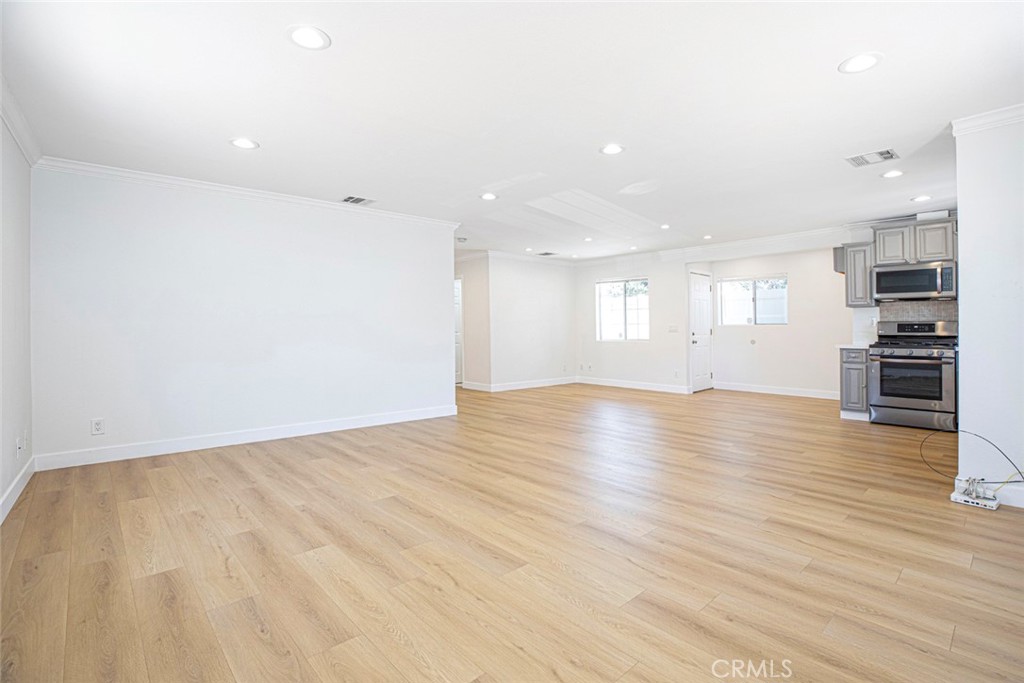10531 Greenburn Avenue Property Photo 14
