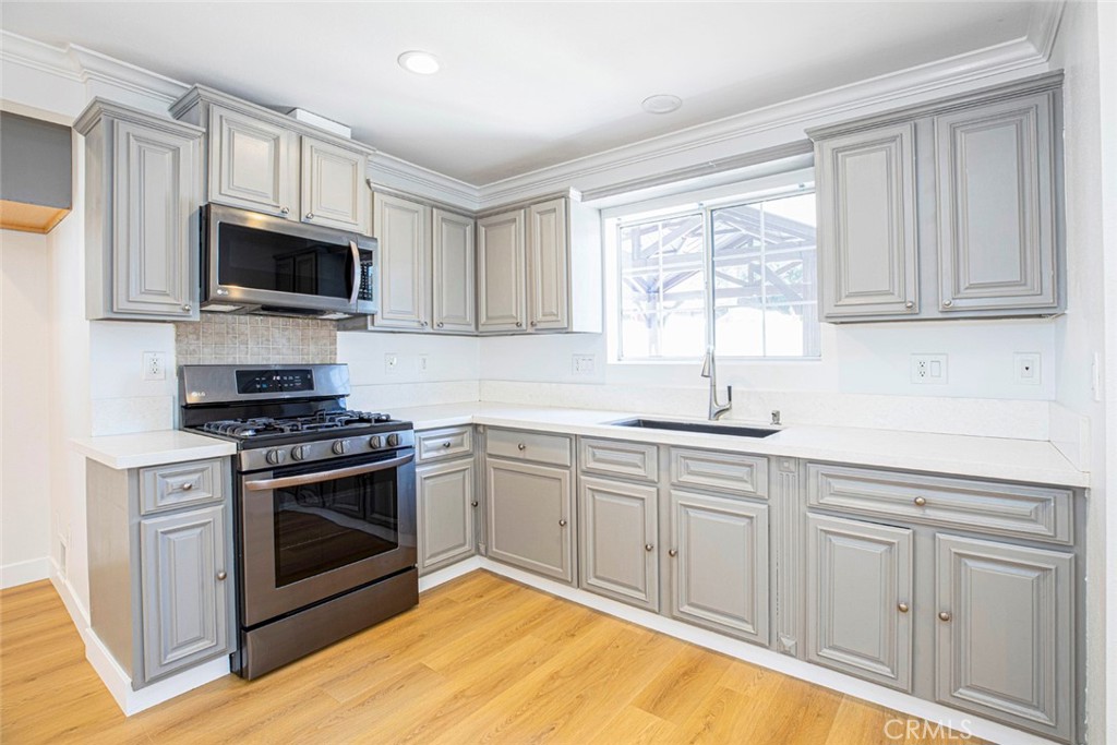 10531 Greenburn Avenue Property Photo 17