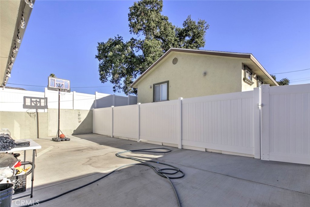 10531 Greenburn Avenue Property Photo 37