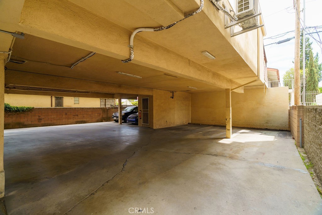 300 E Garfield Avenue Property Photo 10