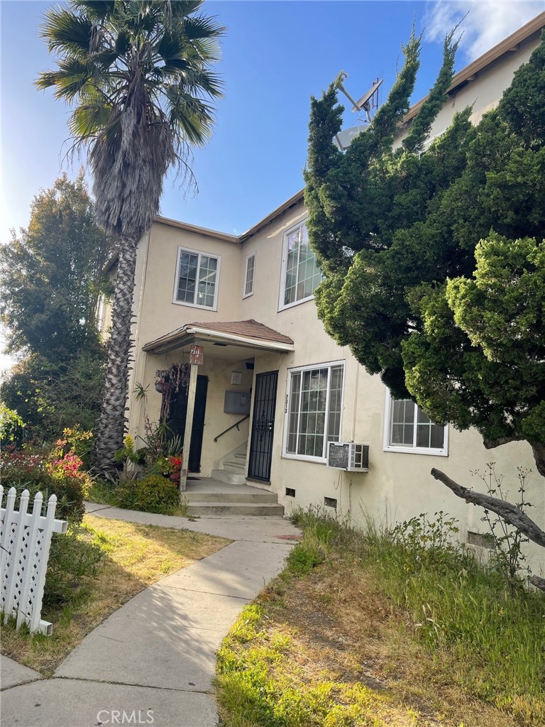 7313 Bakman Ave Property Photo 1