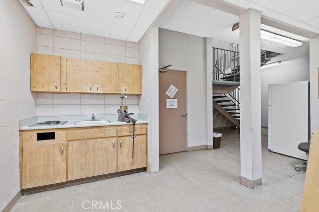 1461 E Chevy Chase Drive Property Photo 13
