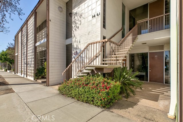 1461 E Chevy Chase Drive Property Photo 30