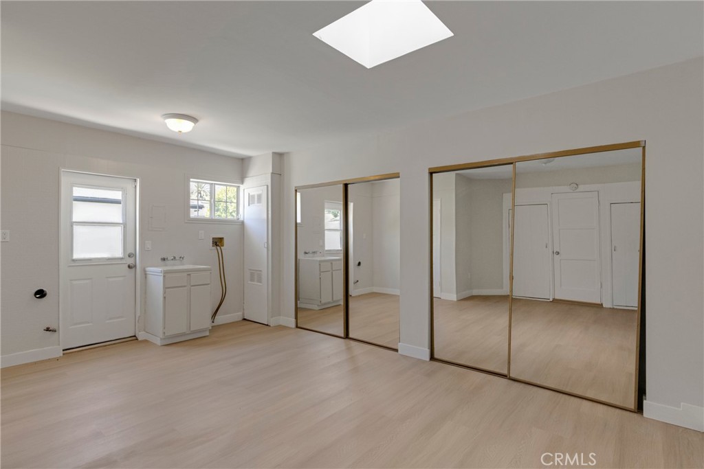 6127 Denny Property Photo 34
