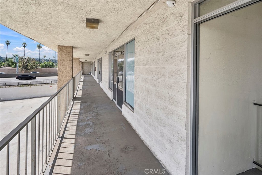19254 E Walnut Drive N Property Photo 7