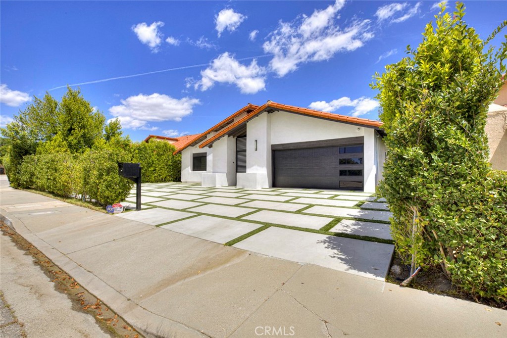 9450 Tampa Property Photo 7