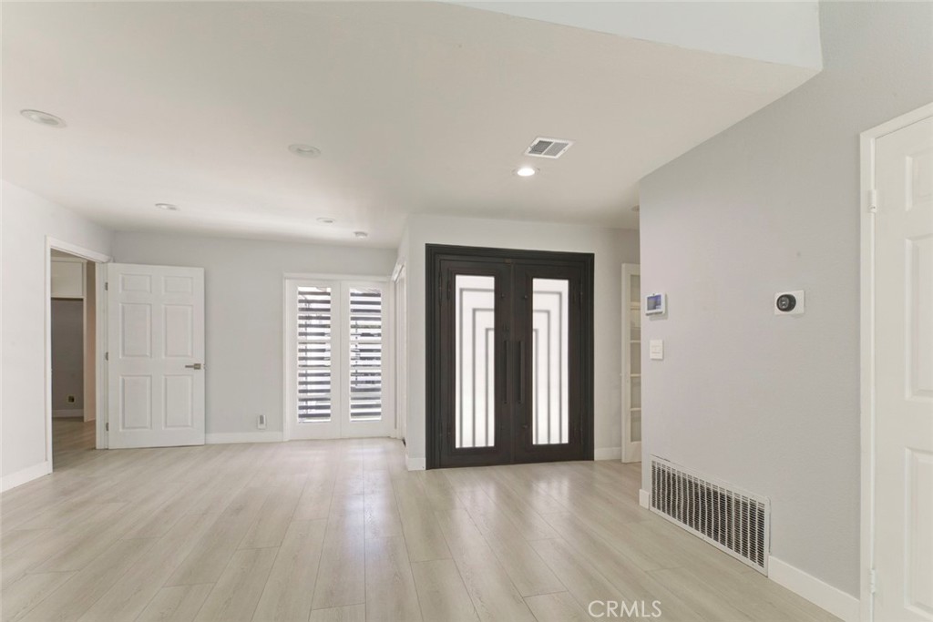 9450 Tampa Property Photo 12