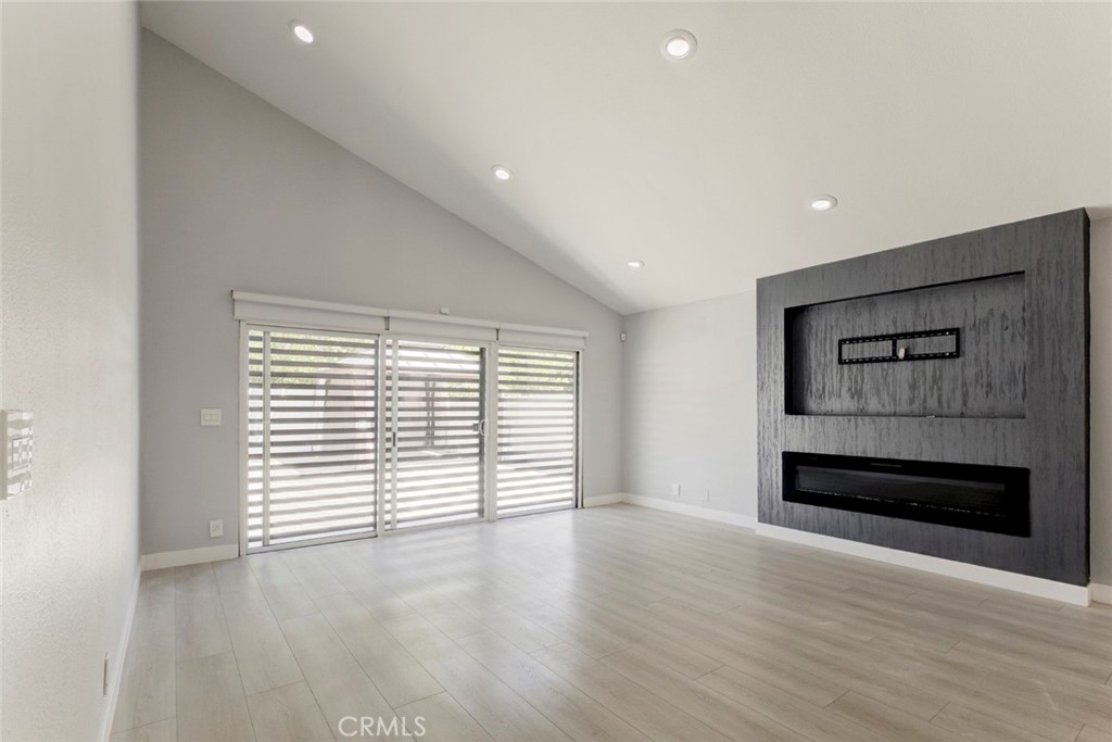 9450 Tampa Property Photo 13