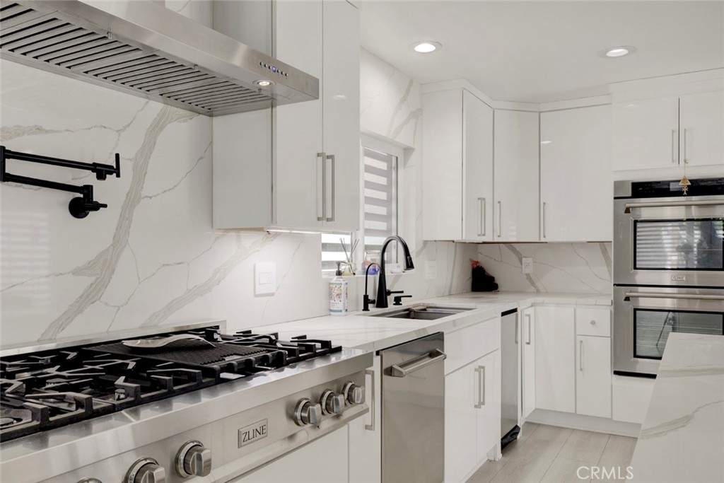 9450 Tampa Property Photo 27