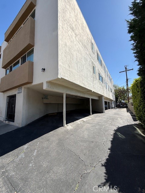 1530 E Broadway Property Photo 5