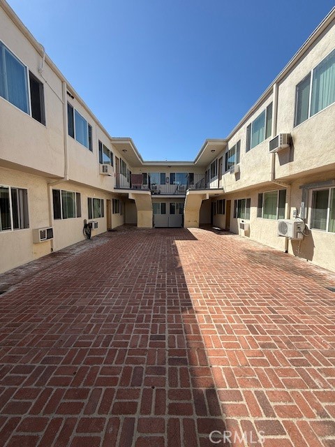 1530 E Broadway Property Photo 7