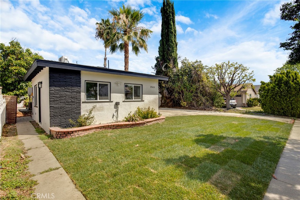 19649 Friar Property Photo 6