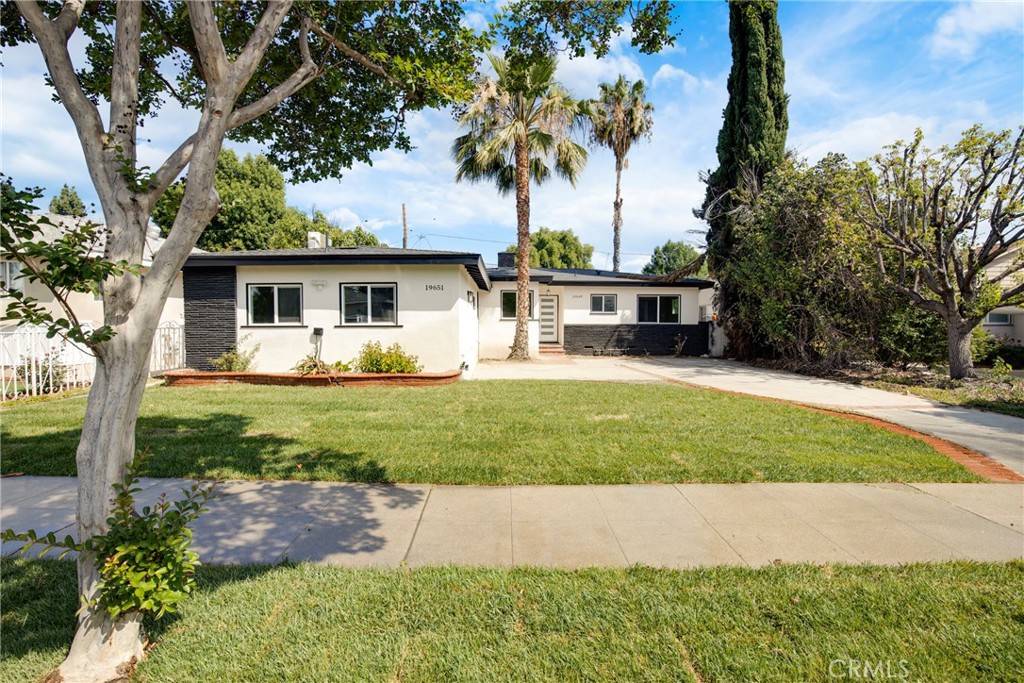 19649 Friar Property Photo 28