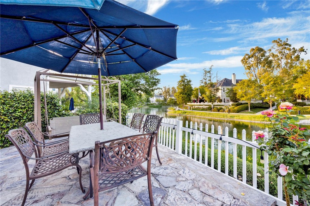 23811 Bayview Court Property Photo 4