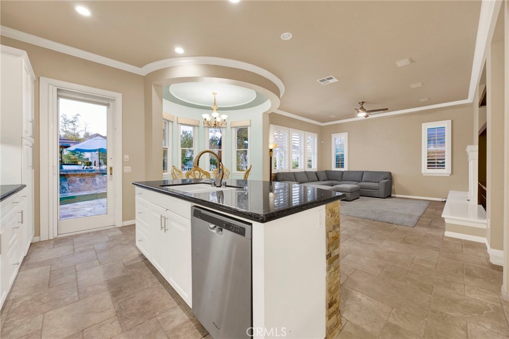 23811 Bayview Court Property Photo 12