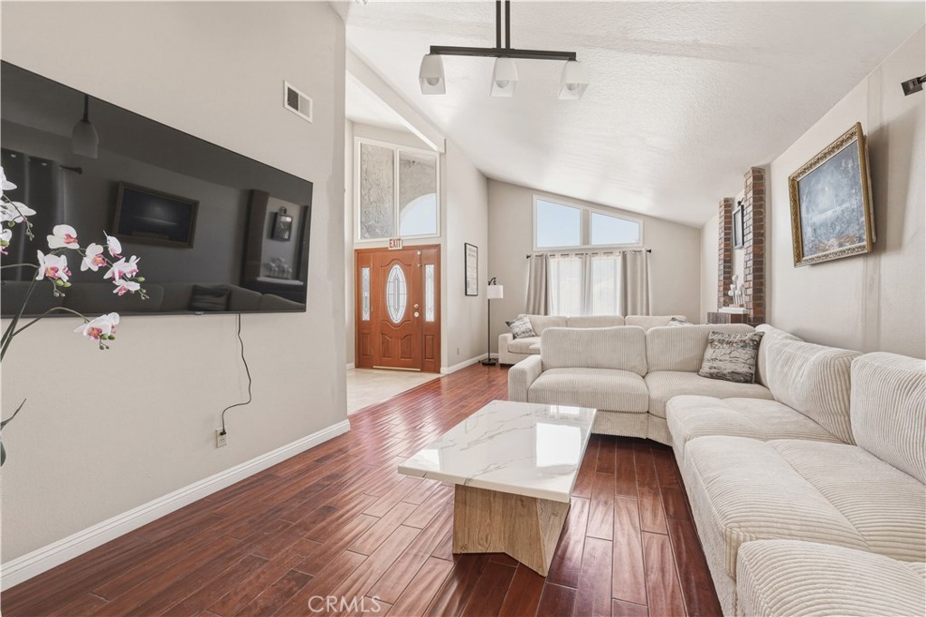 11841 Laughton Way Property Photo 13