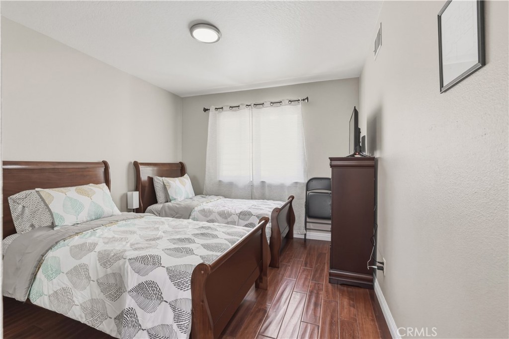 11841 Laughton Way Property Photo 23