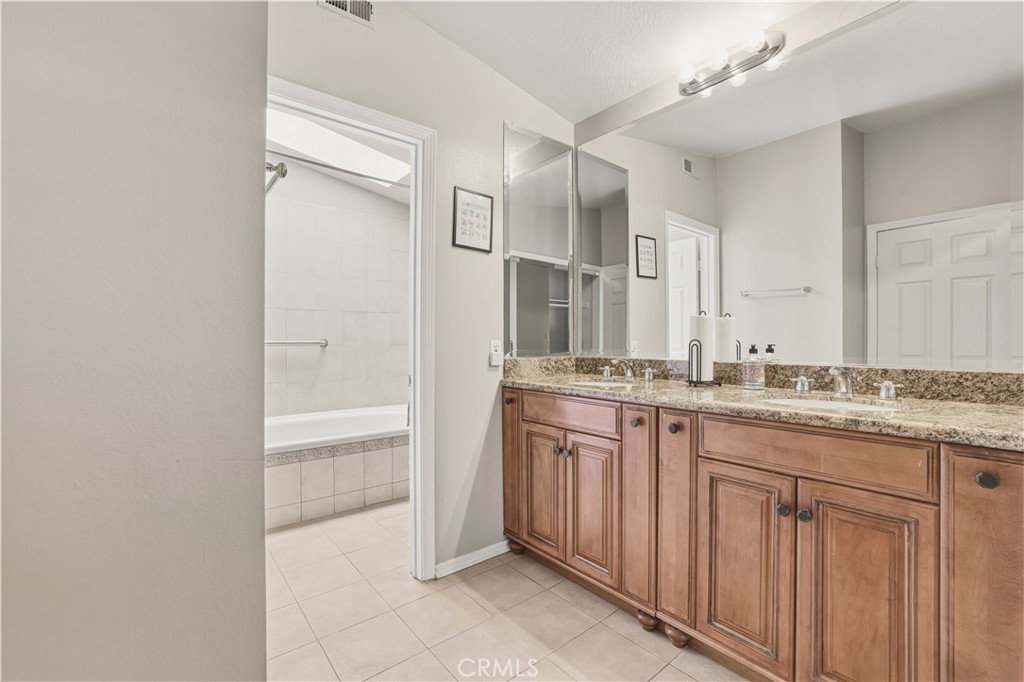 11841 Laughton Way Property Photo 31