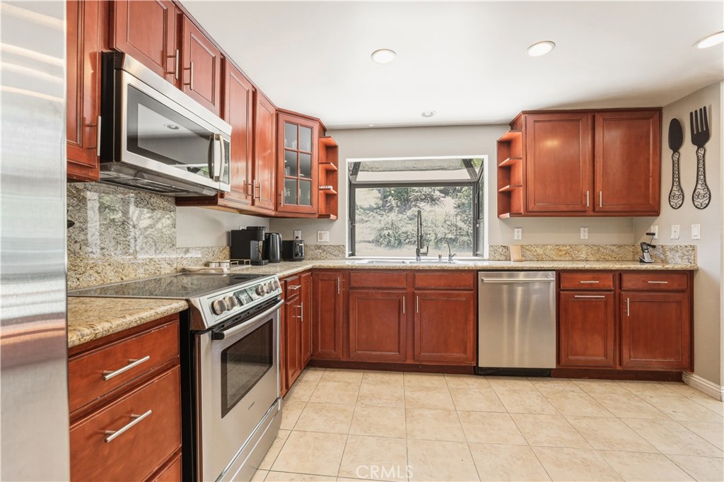 11841 Laughton Way Property Photo 38