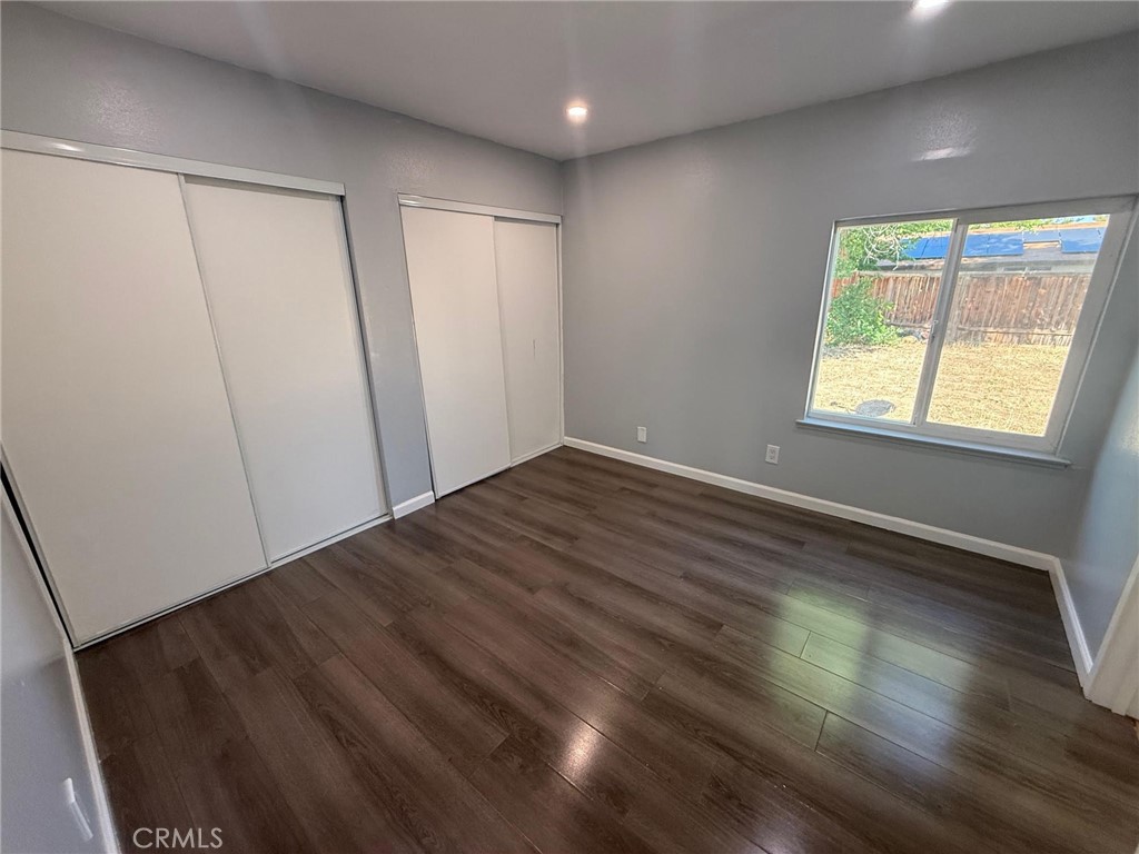 43051 Yew Street Property Photo 10