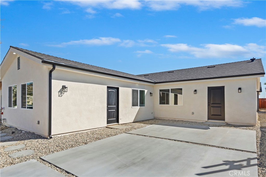 37918 Palm Vista Property Photo 2