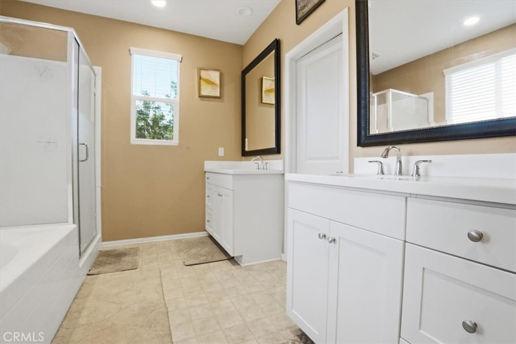 2886 Villa Catalonia Court Property Photo 23