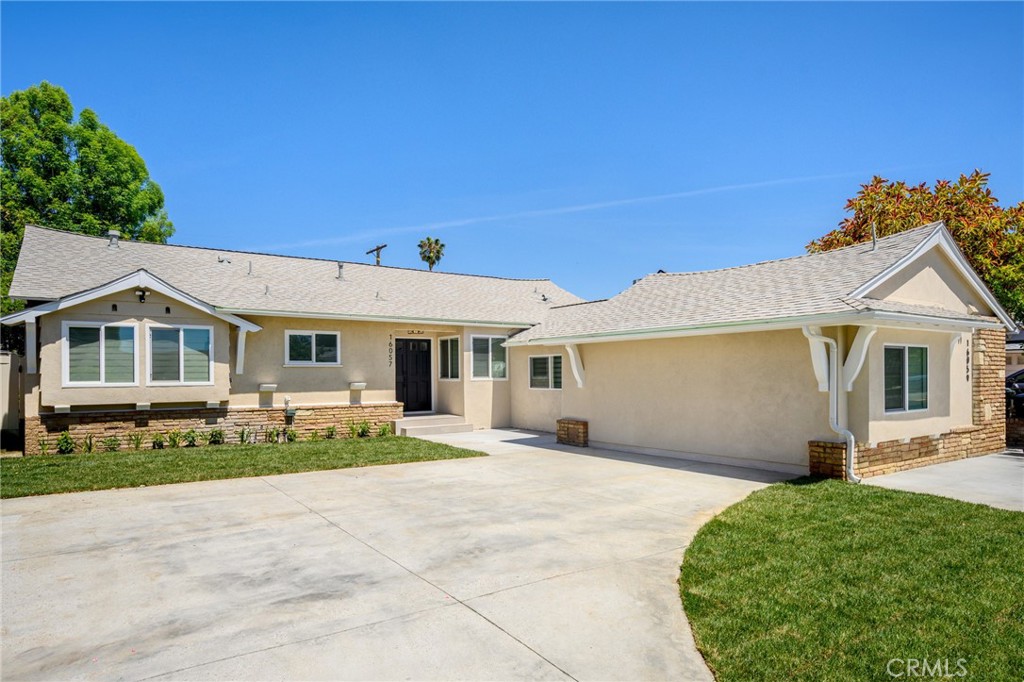 16057 Knapp Property Photo 1