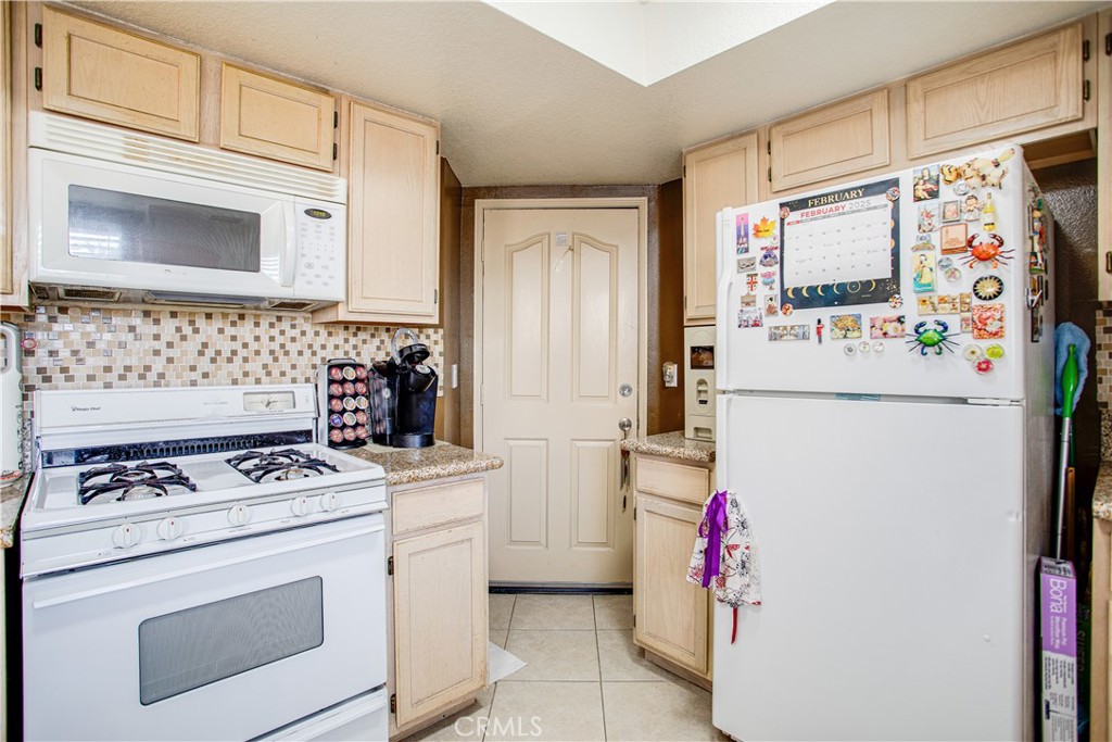 219 N Adams 8 Property Photo 14