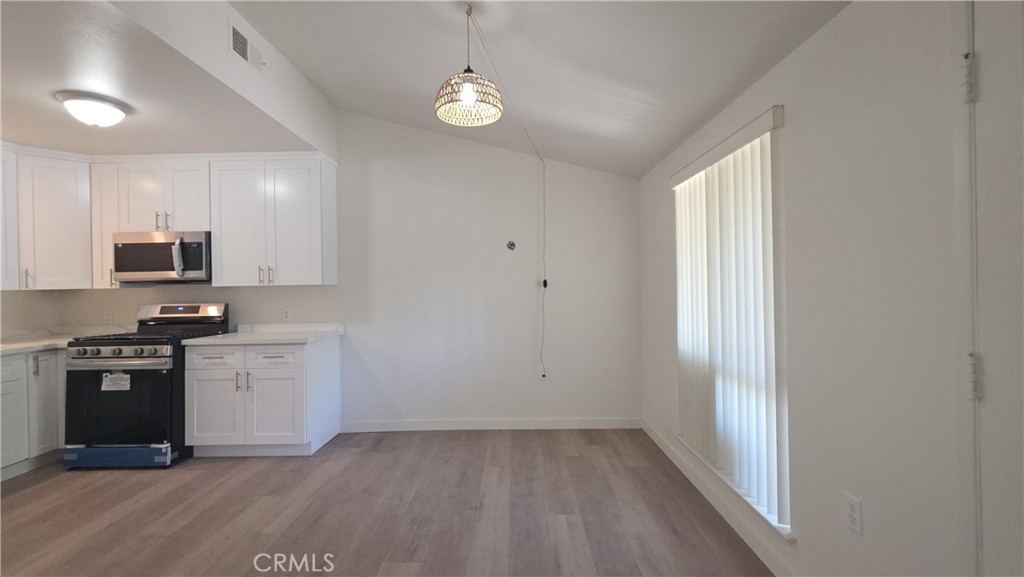 19364 Avenue Of The Oaks Property Photo 7