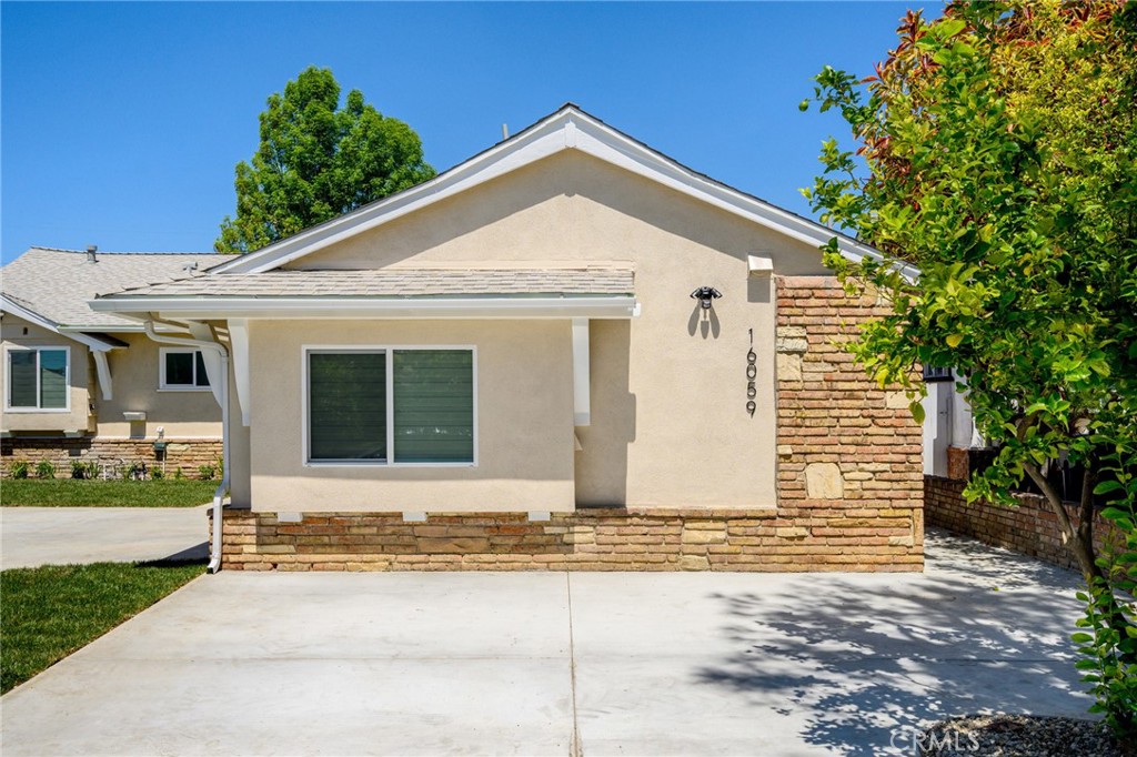 16057 Knapp Property Photo 26