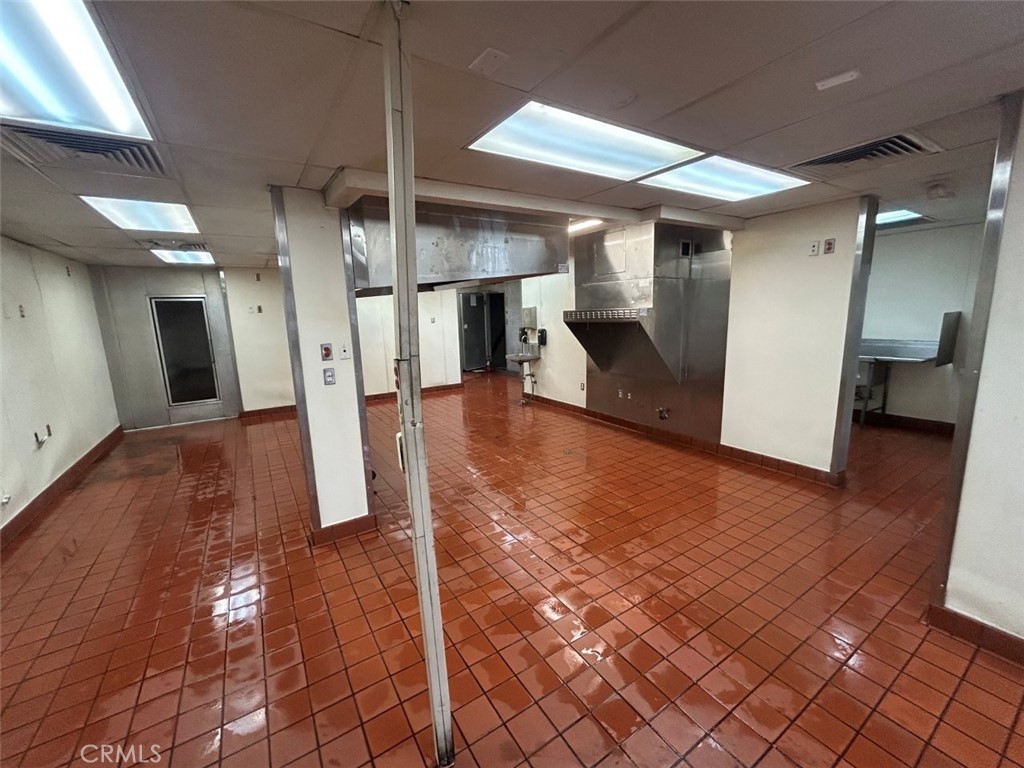 11550 Whittier Property Photo 31