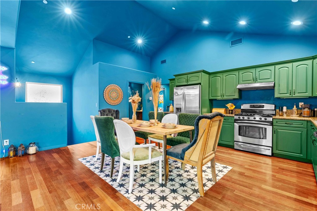 1253 Golden Rule Property Photo 25