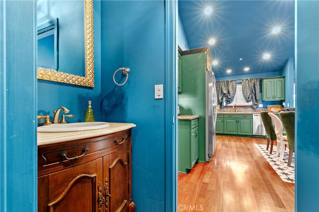 1253 Golden Rule Property Photo 28