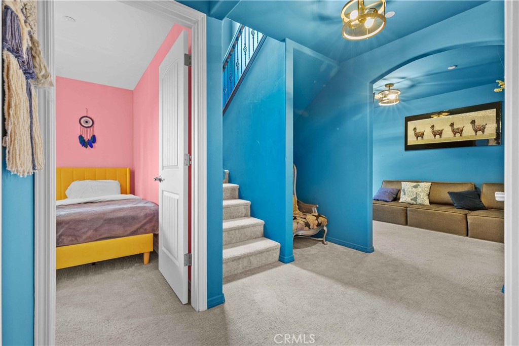 1253 Golden Rule Property Photo 39