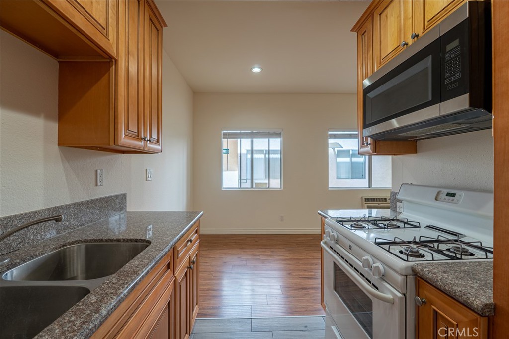 10085 Tujunga Canyon Boulevard 4 Property Photo 5