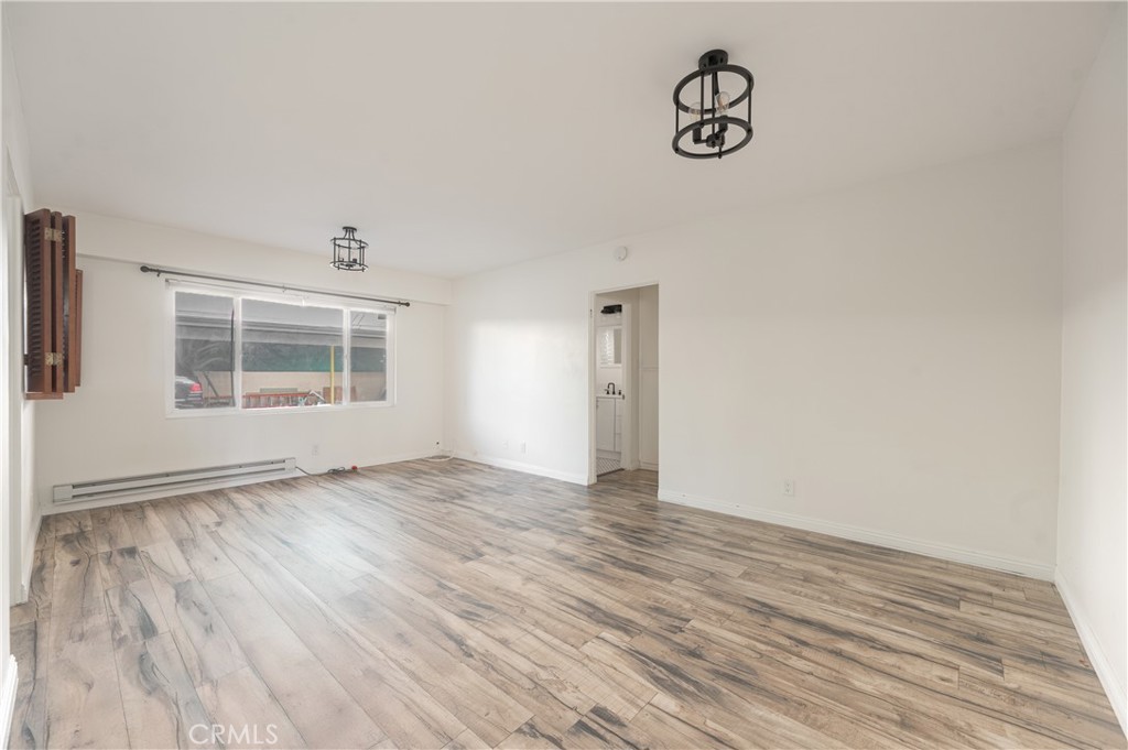 4579 Ambrose Avenue 4 Property Photo 3